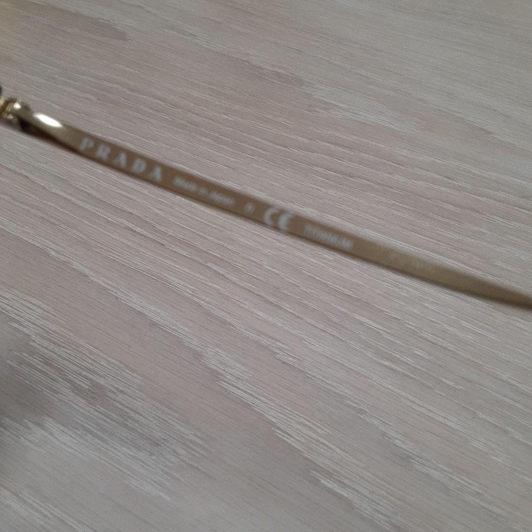 プラダ　メガネ