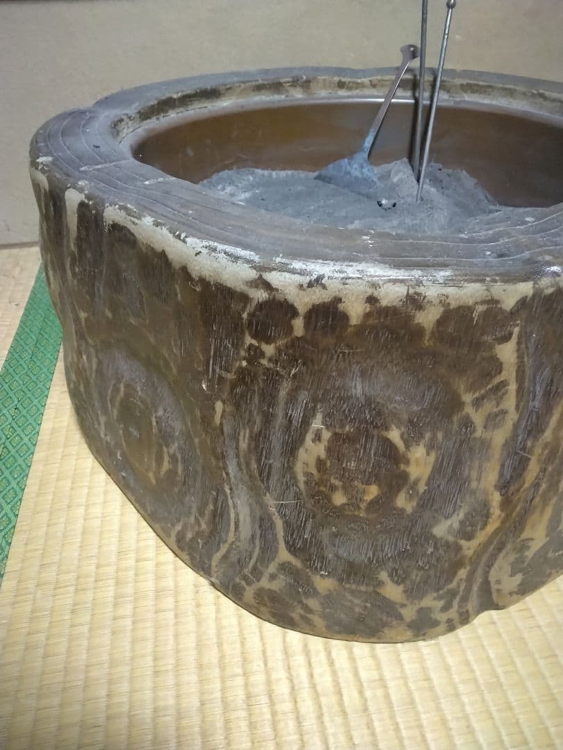 火鉢 灰 道具付★大型 切り株 木製 火鉢 レトロ 銅 手焙り