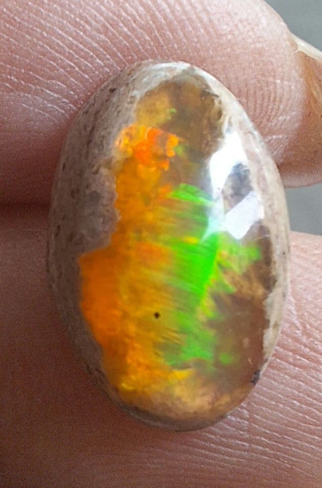 全面遊色効果カンテラオパール