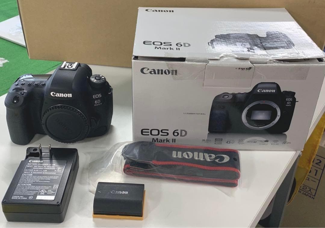 【美品】CANON EOS 6D Mark II