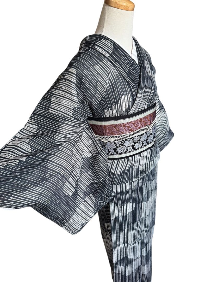 絹紅梅　夏着物　浴衣　雲取り　モノトーン