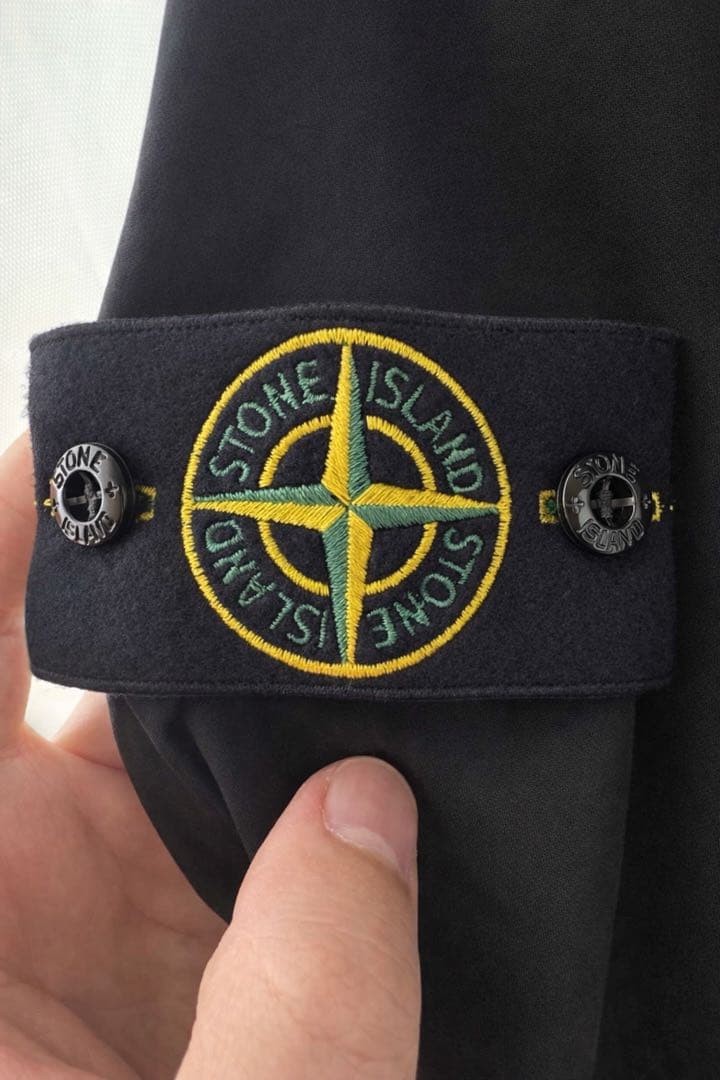 Stone  ブラックナイロンジャケット