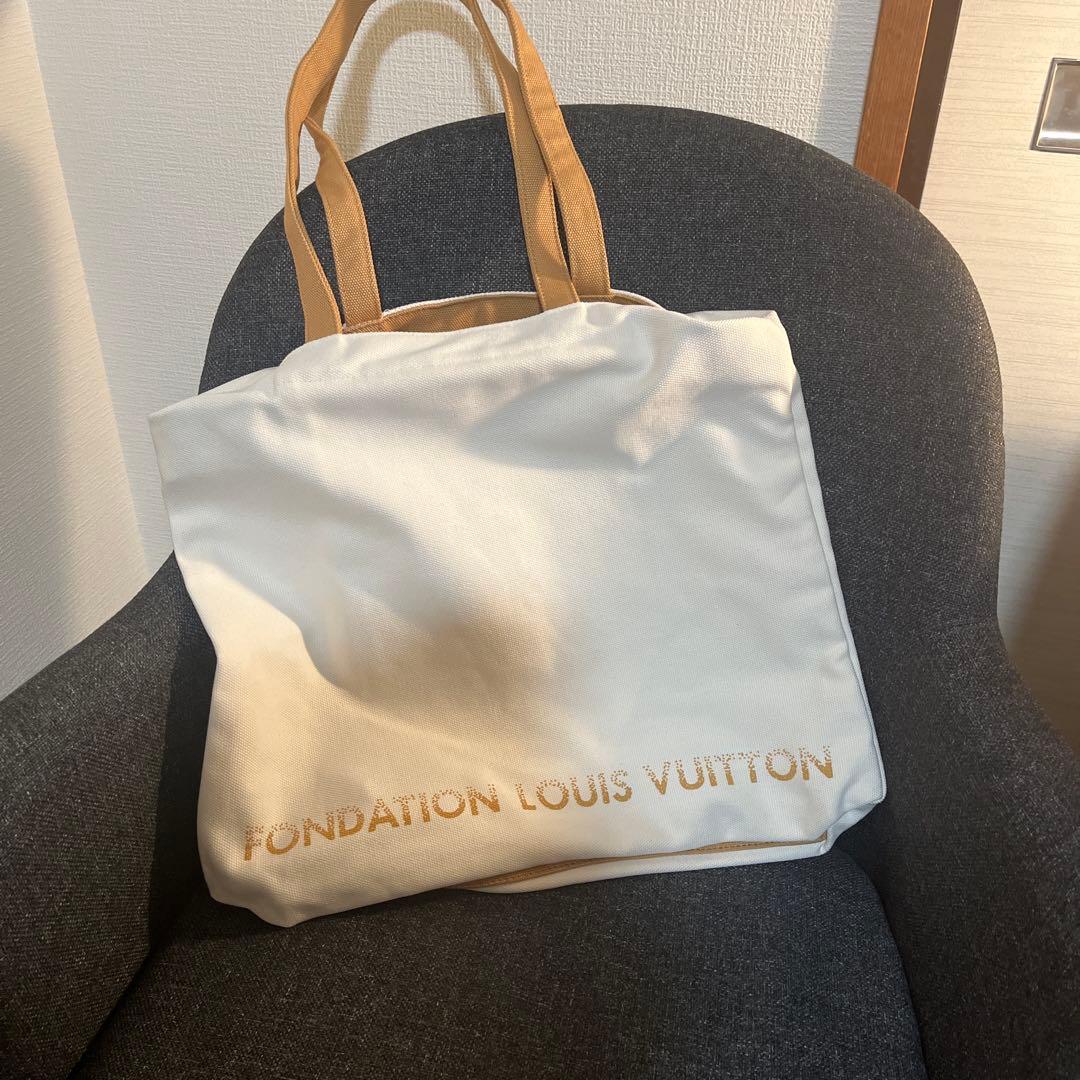 kesera 様用LOUIS VUITTON FONDATION トートバッグ