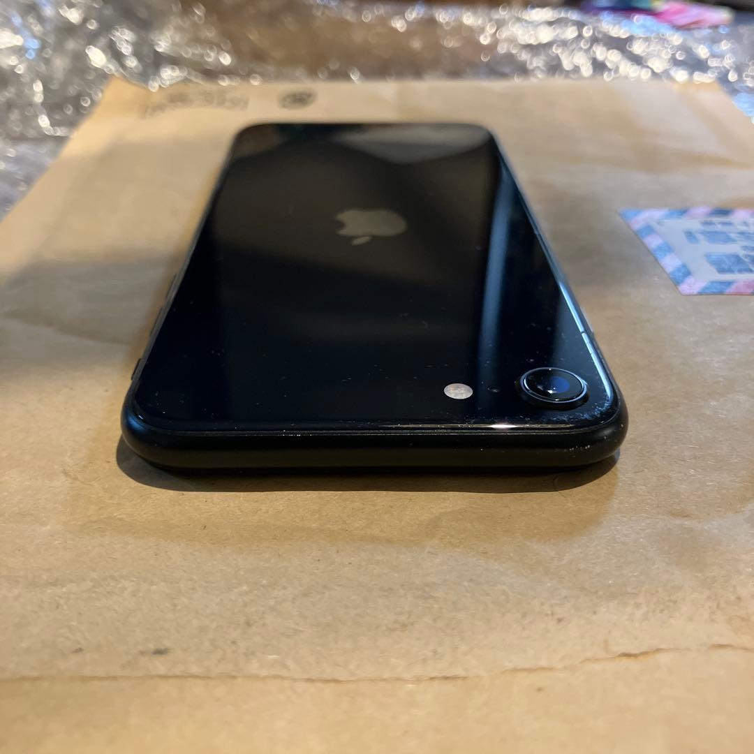 iPhone SE 第3世代　128GB 本体