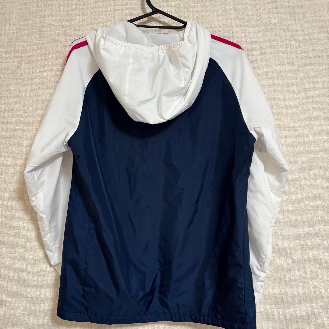 adidas ウインドブレーカー　セットアップ