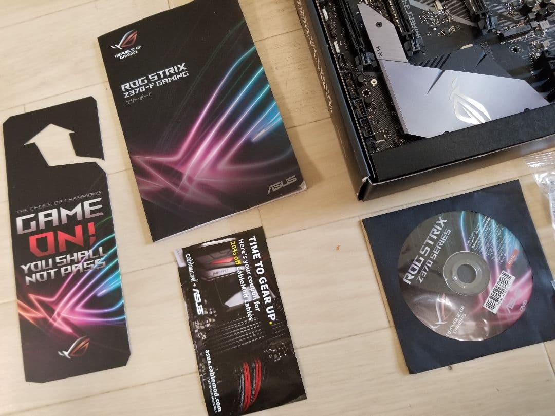 ASUS ROG STRIX Z370-F GAMING マザーボードゲーム