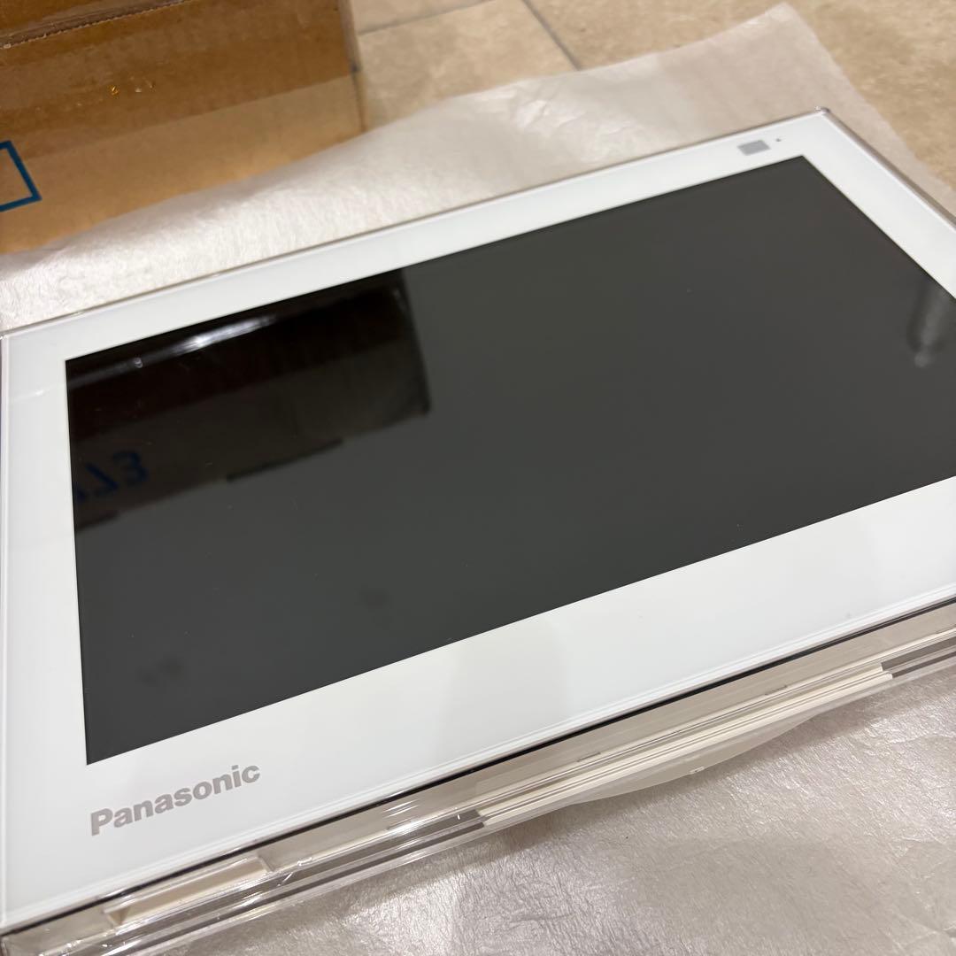 Panasonic UN-10E6-W 10インチポータブルテレビ VIERA
