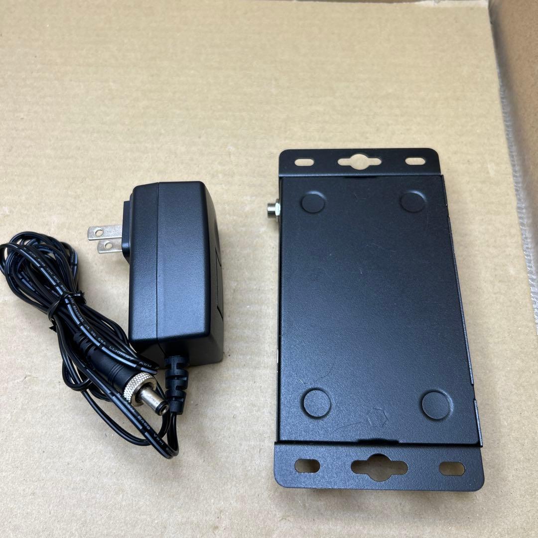 4K対応DisplayPort分配器（2分配）VGA-DPSP2