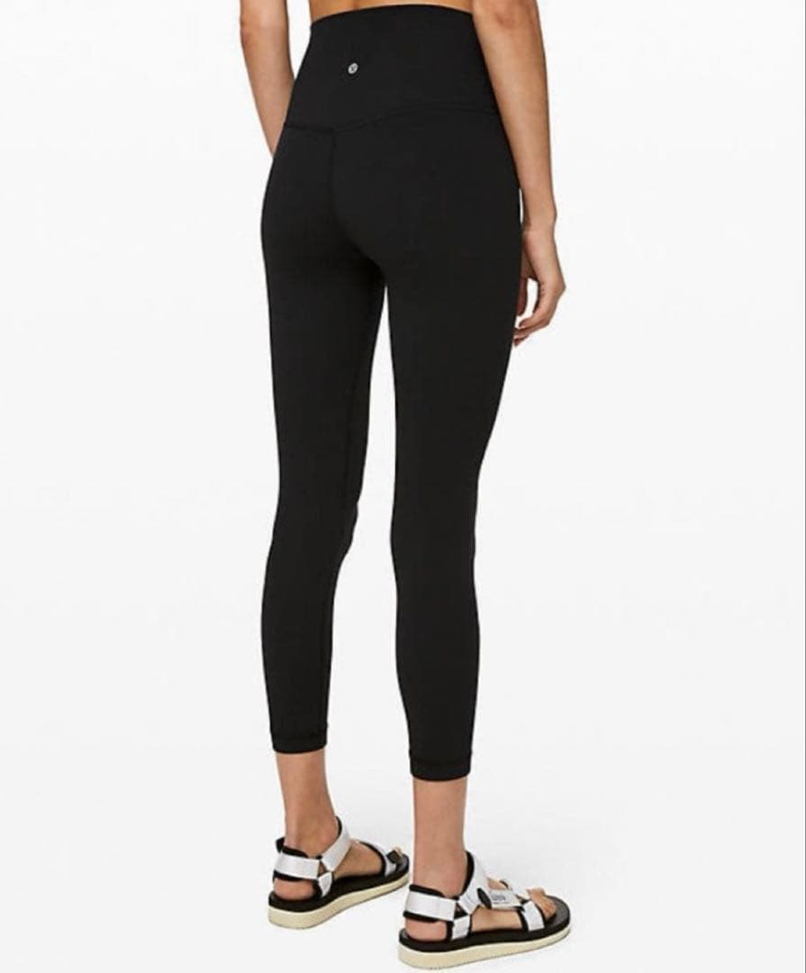 ルルレモン　新品未使用　ブラック ハイウエスト ヨガパンツ　サイズ4