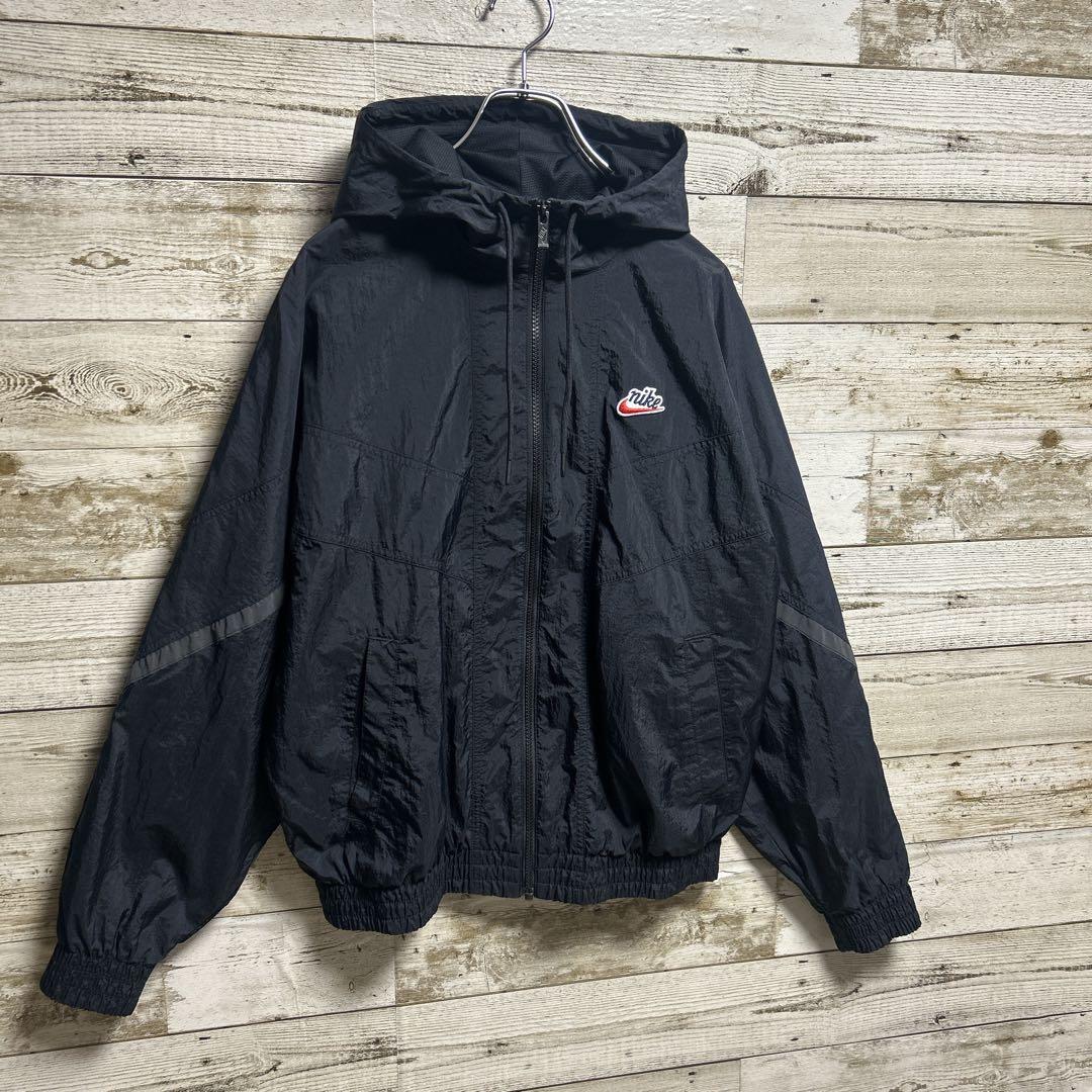 191【コムドットやまと着用】ナイキ☆ワンポイント刺繍ロゴ　ナイロンジャケット