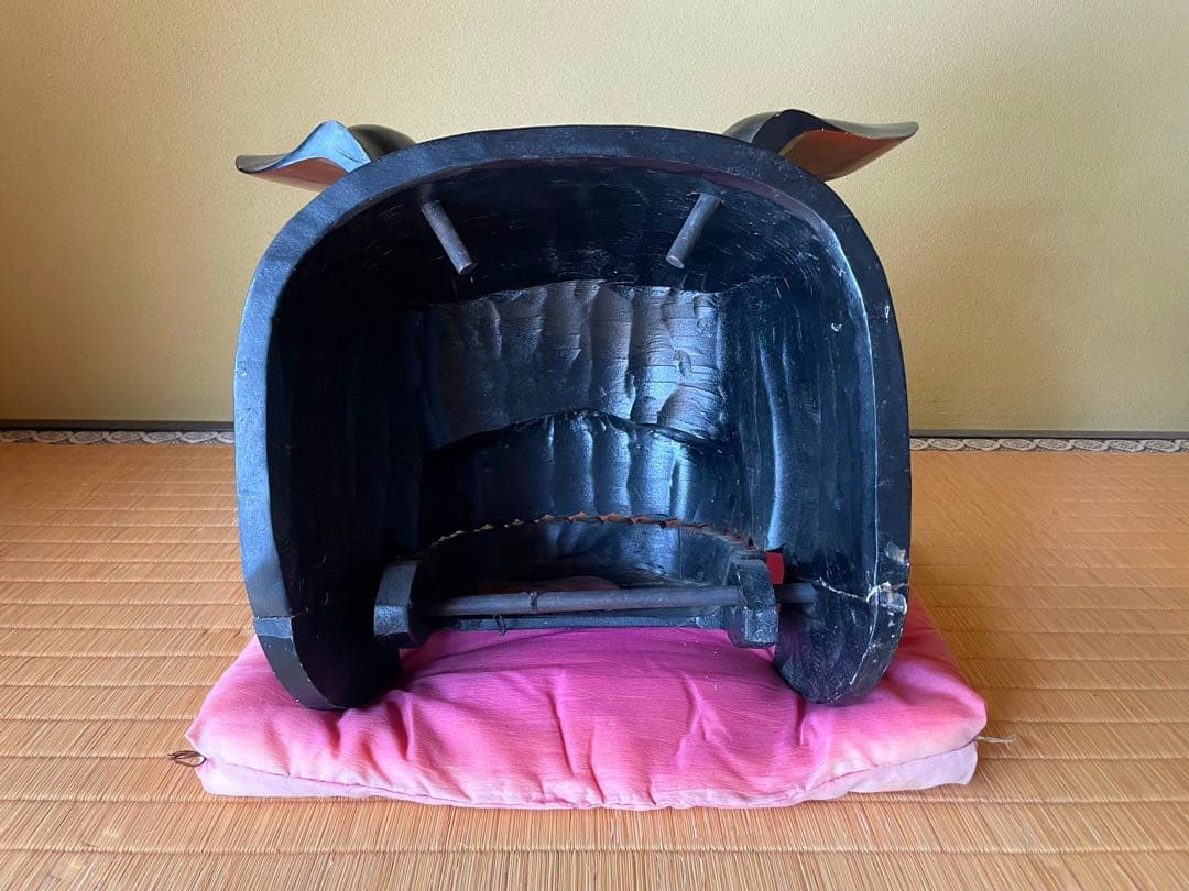 【獅子頭　漆塗り・金箔貼り】木彫　彫刻　獅子舞　民藝　骨董品　時代物　古道具