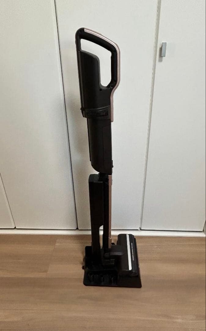 アイリスオーヤマ 紙パック式コードレス掃除機 SBD-F2PC-P スタンド付