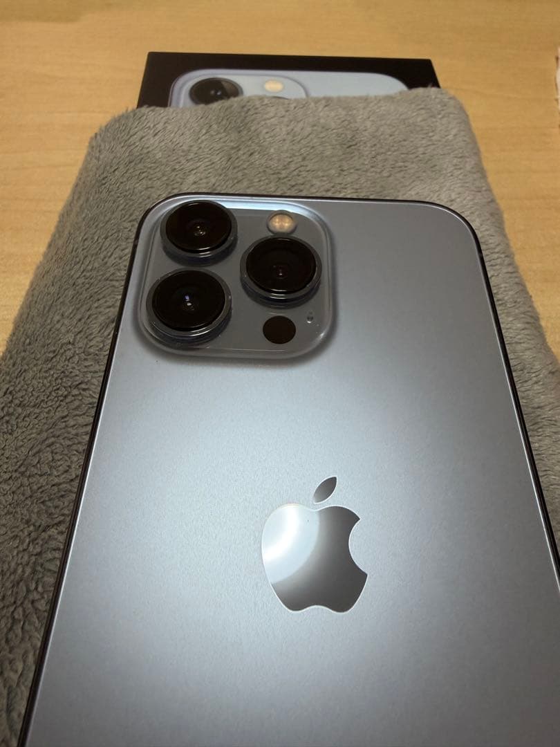 Apple iPhone 13 Pro 256GB シエラブルー