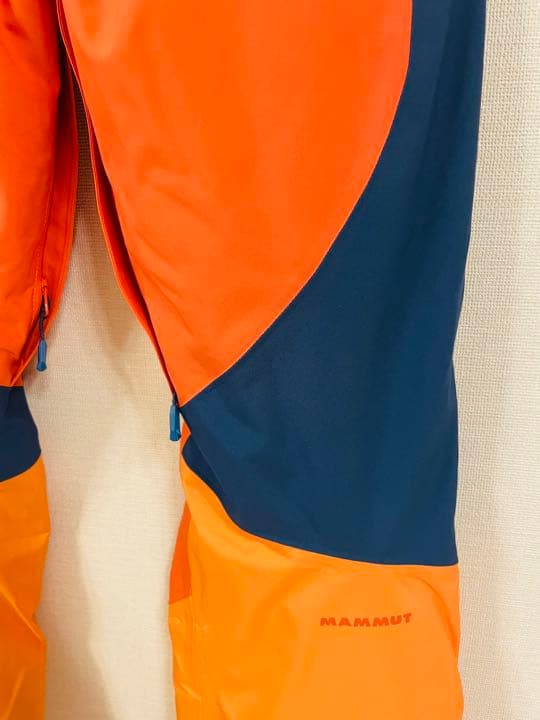 M ☆新品☆ マムート　スノーパンツ　スキーパンツ　レディース　スノーボード