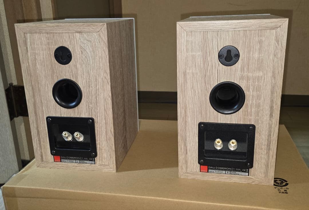 DALI OBERON1LOライトオークペア[ブックシェルフ型]