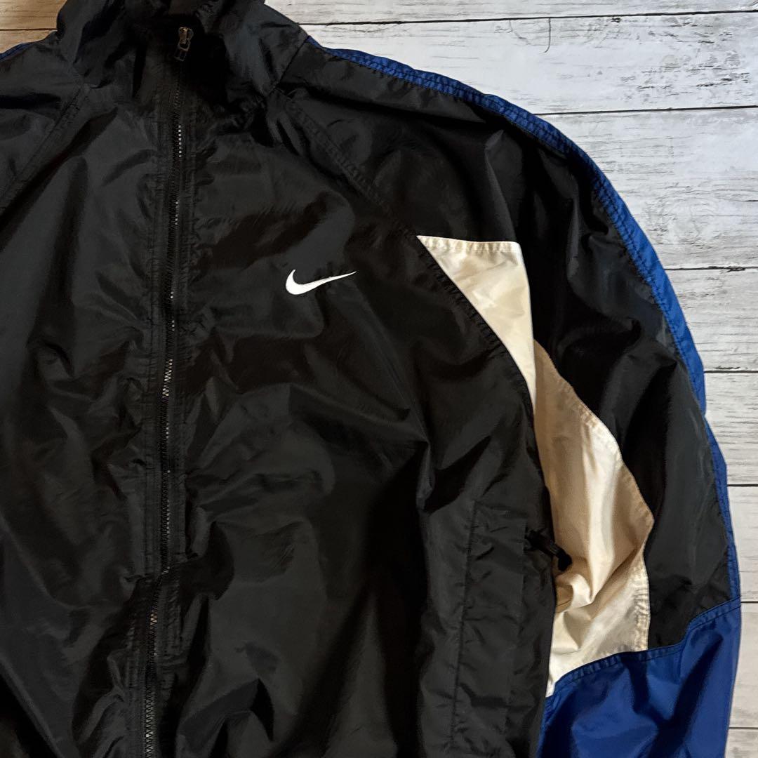 ヘ*子様 90s NIKE ナイロンジャケット バックロゴ 刺繍ロゴ 黒 白 青