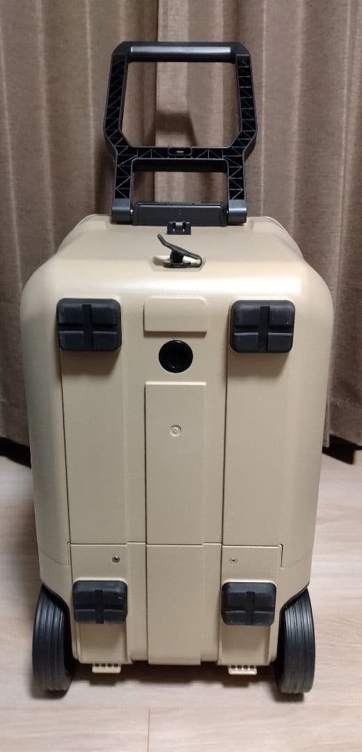 HiKOKI 冷温庫 UL18DC　バッテリー4個付き