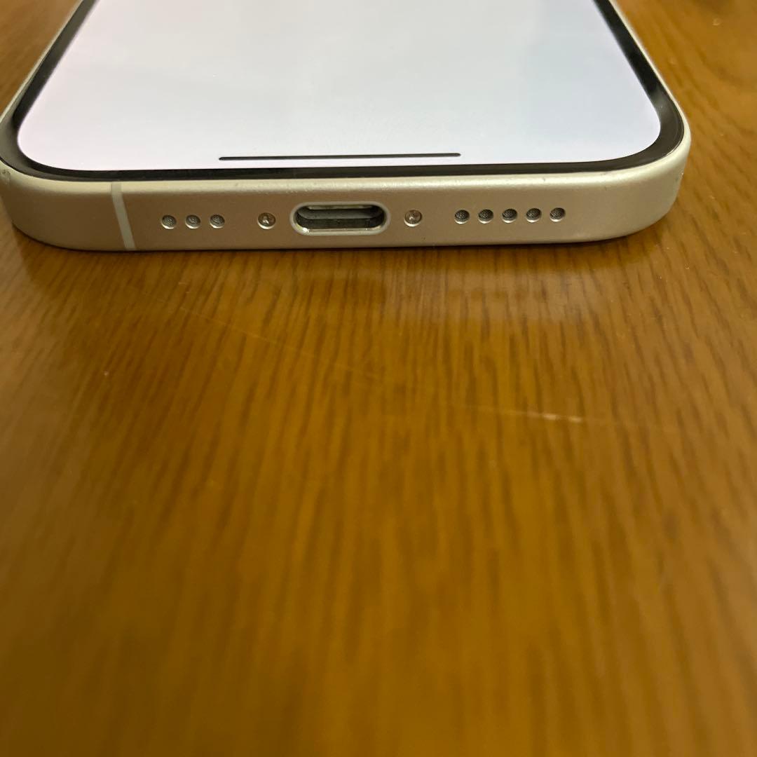 Apple iPhone 16 ホワイト 本体 バッテリー容量100％ 箱あり