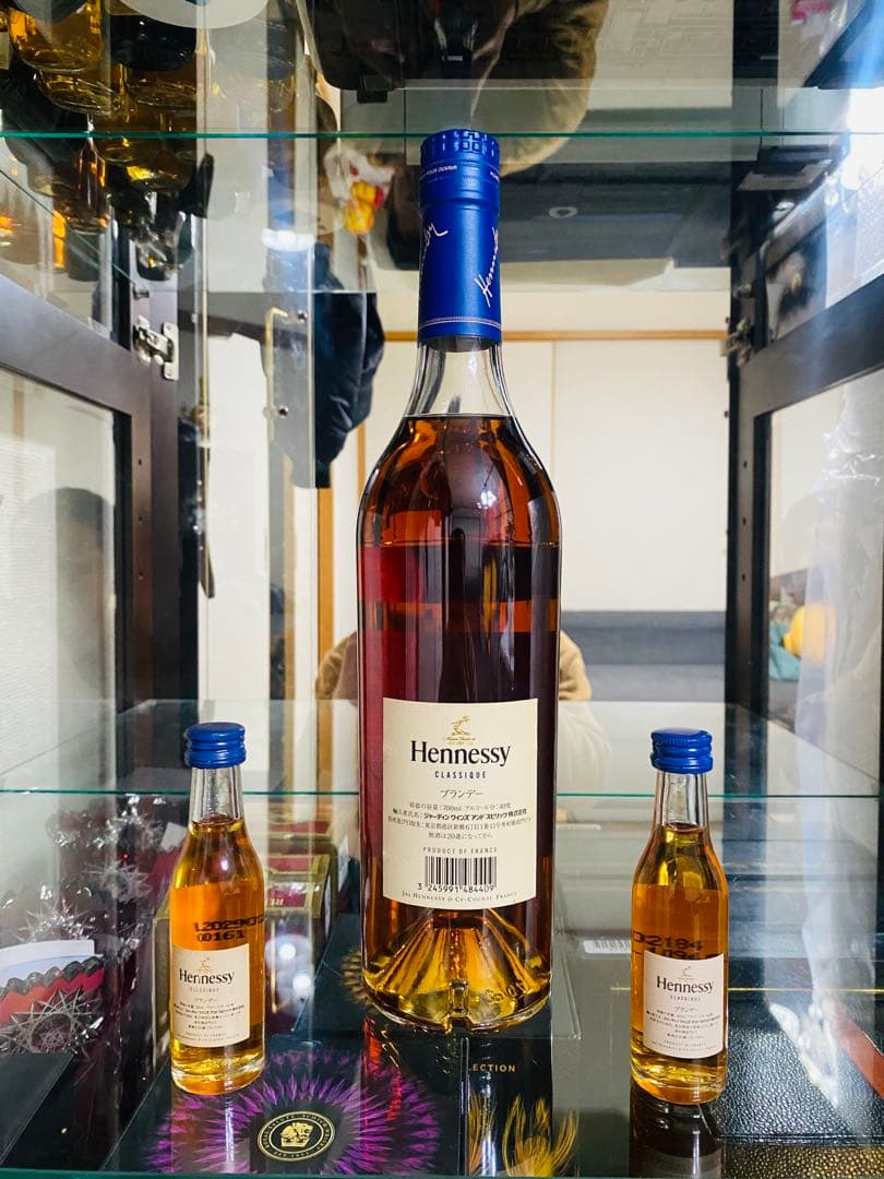 Hennessy Classique 700ml + 2本 ミニ 30ml.