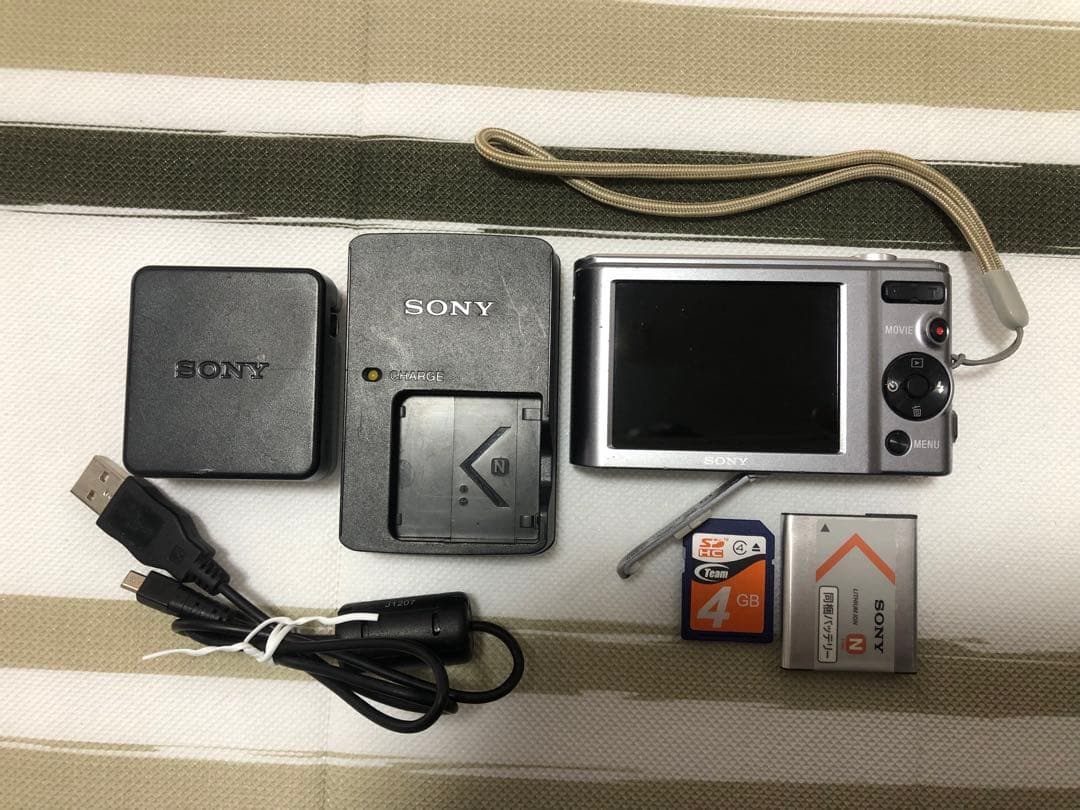SONY DSC-W810 20.1メガピクセル画素 コンパクトデジタルカメラ