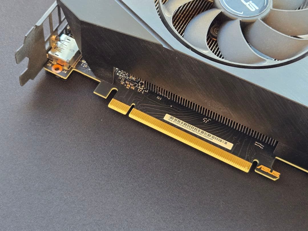 ASUS RTX 2070 SUPER （DUAL-RTX2070S） グラボ