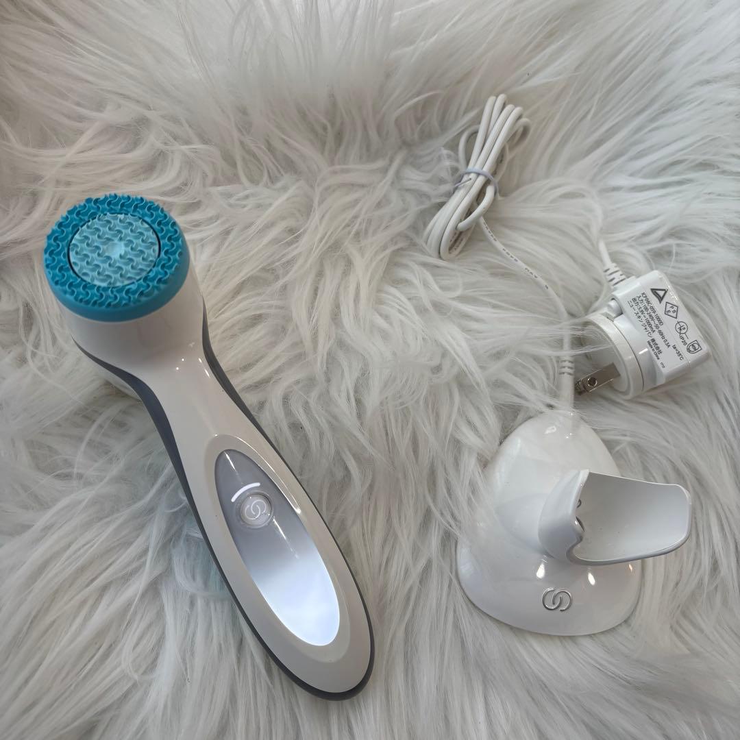 ニュースキン genLOC LumiSpa（ルミスパ）美顔器