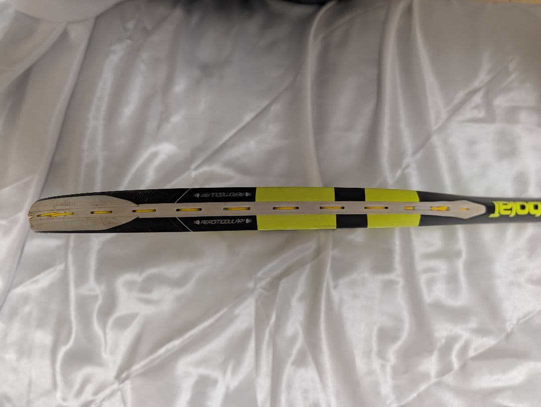 Babola バボラ Pureaero ピュアアエロ テニスラケット　硬式