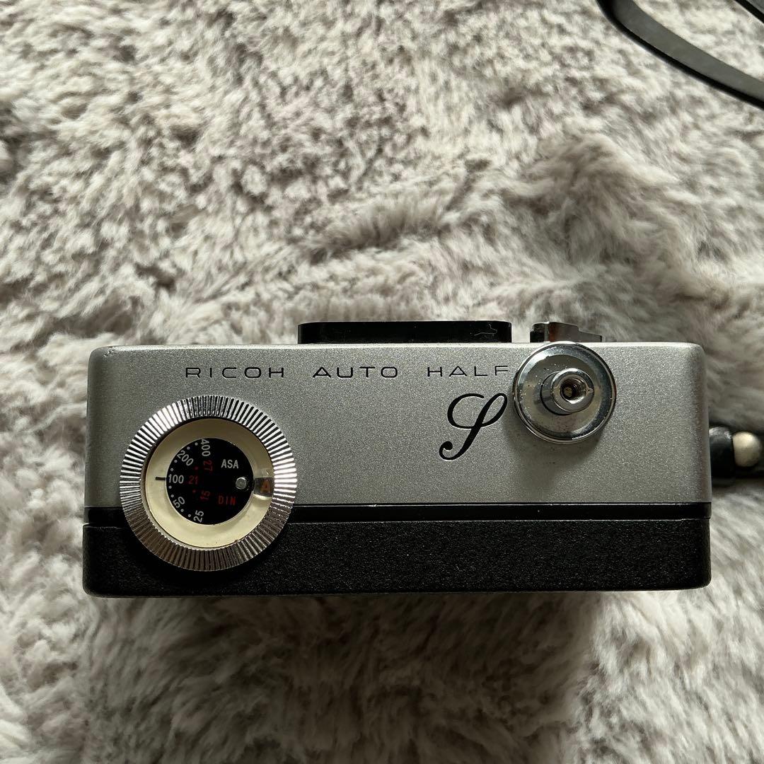 Ricoh Auto Half S ハーフフレームカメラ