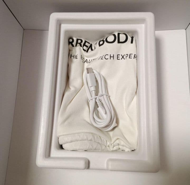 CURRENTBODY SKIN™ LEDライトセラピーマスクシリーズ2