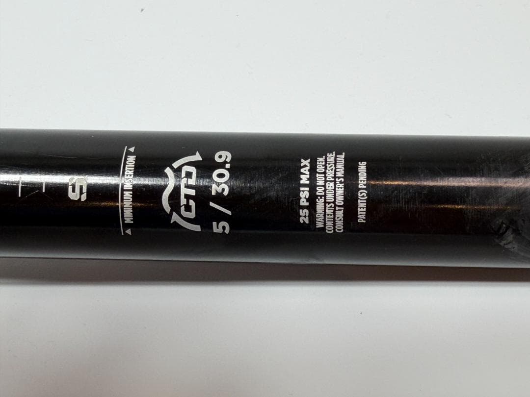 FOX D.O.S.S.φ30.9 5in ドロッパーシートポスト