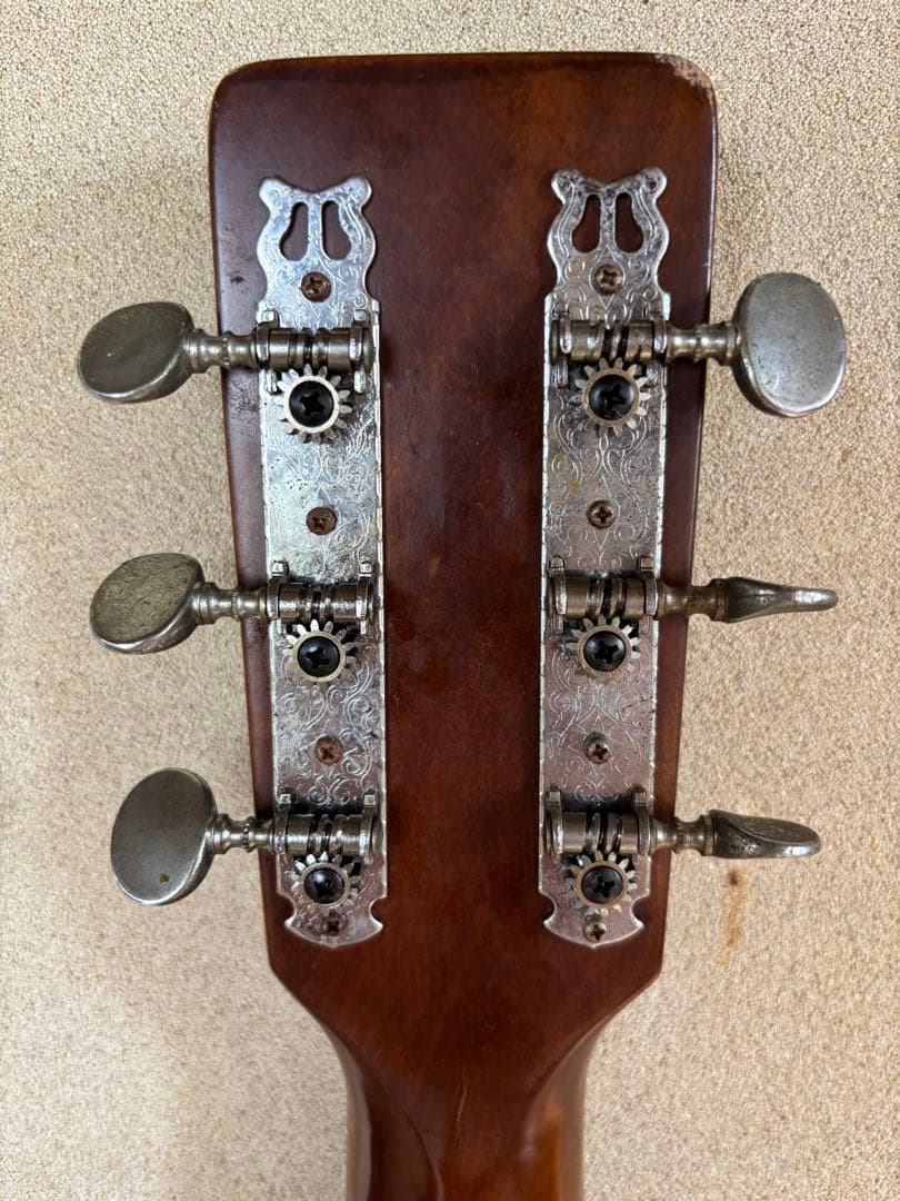 弦、ブリッジピン新品！Maruha アコースティックギター【中古品】