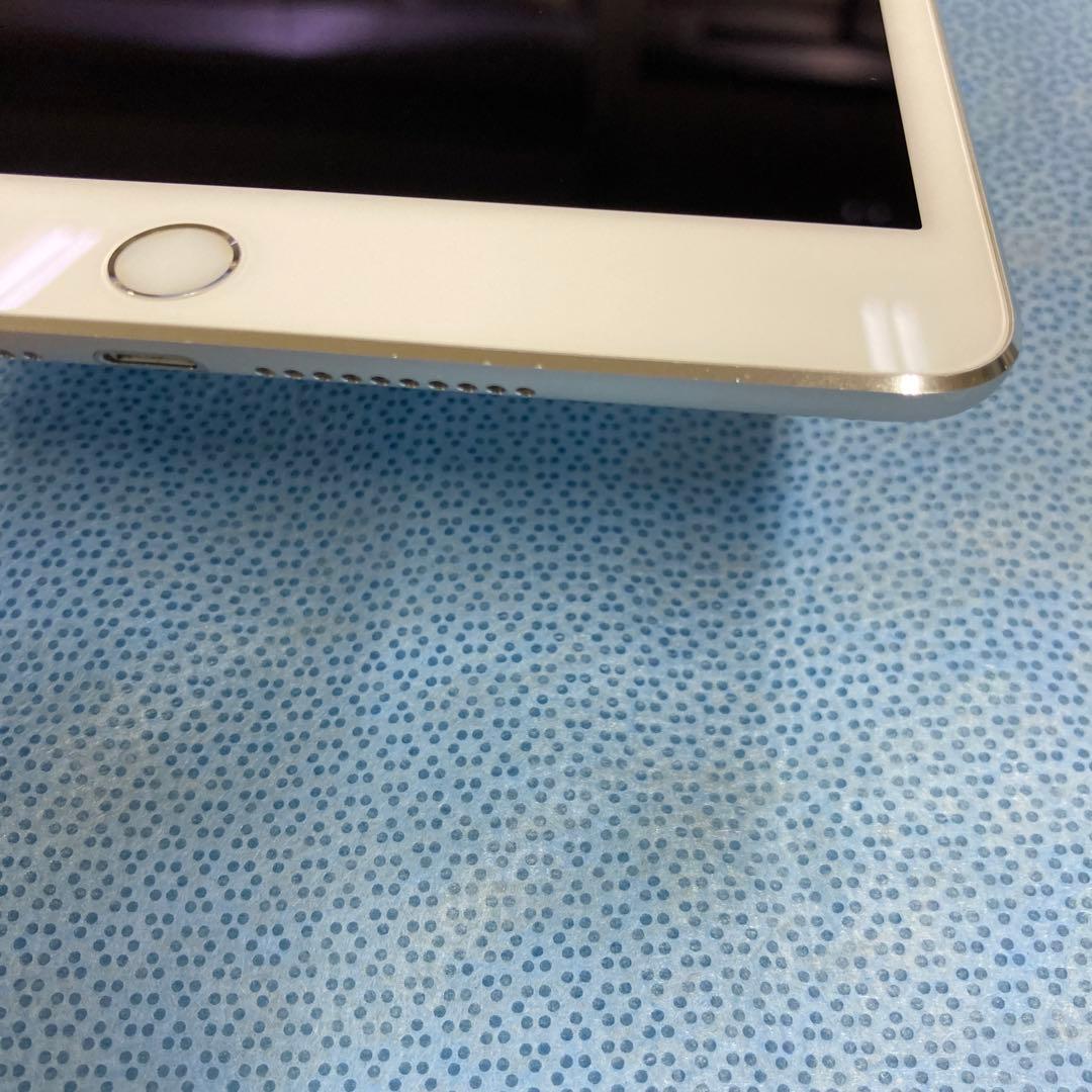 iPad mini 4 128GB Wi-Fiモデル シルバー 第4世代