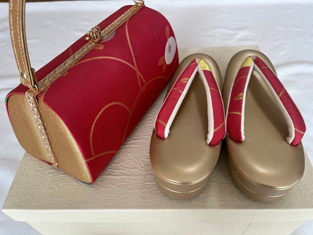 特選　未使用　和装用草履バッグと草履セット　日本製　振袖　成人式　卒業式