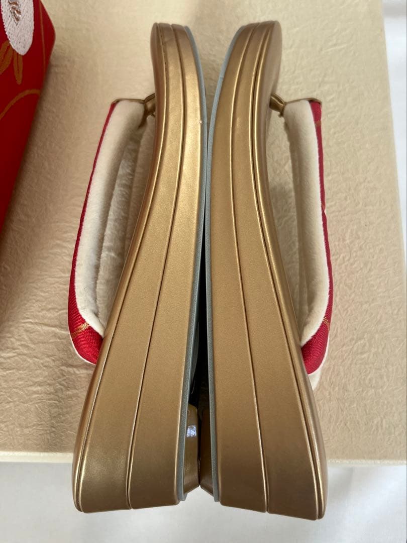 特選　未使用　和装用草履バッグと草履セット　日本製　振袖　成人式　卒業式