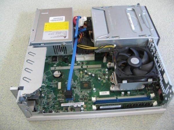 ☆FUJITSU D551/FX Core i3 3220 4GB Win10