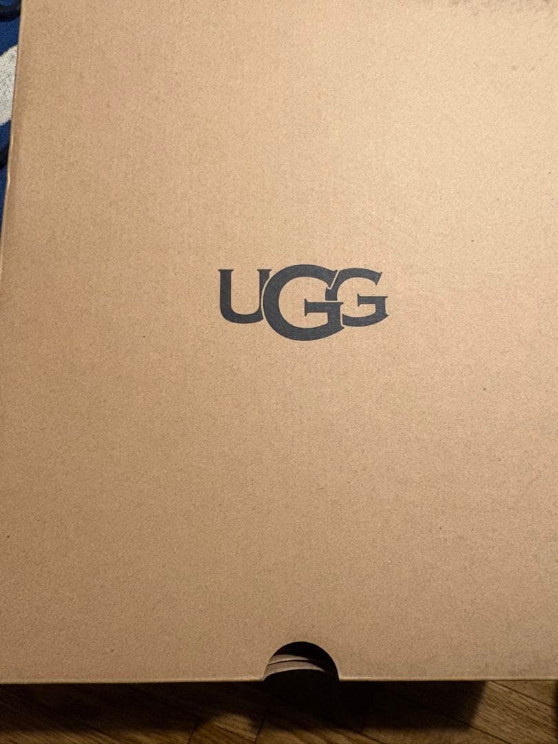 最終値下げ　UGG CLASSIC MINI DIPPER 23cm