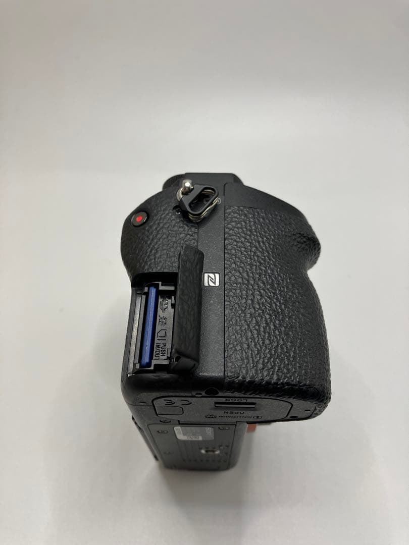【返品保証】SONY α7R II ILCE-7RM2 シャッター25,145
