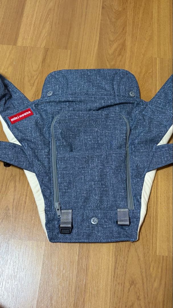 調整可能なメッシュ抱っこ紐