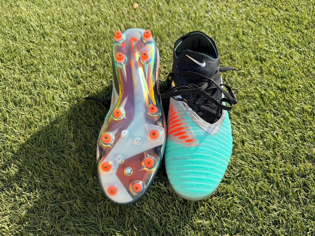 NIKE ファントム6エリート　AG-PRO