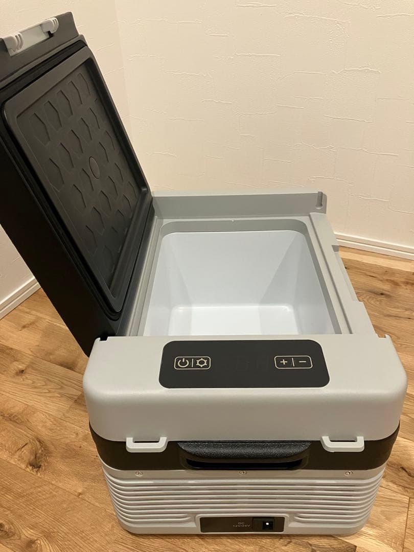 ポータブル冷凍冷蔵庫12L 車載冷蔵庫