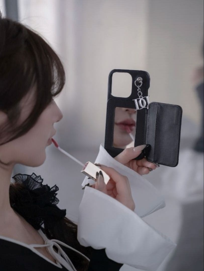 ダーリッチ　キルティングミラーDDチャームiPhoneケース