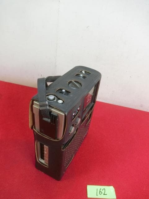 162：SONY ICF-5500　ソニー　ラジオ　ジャンク