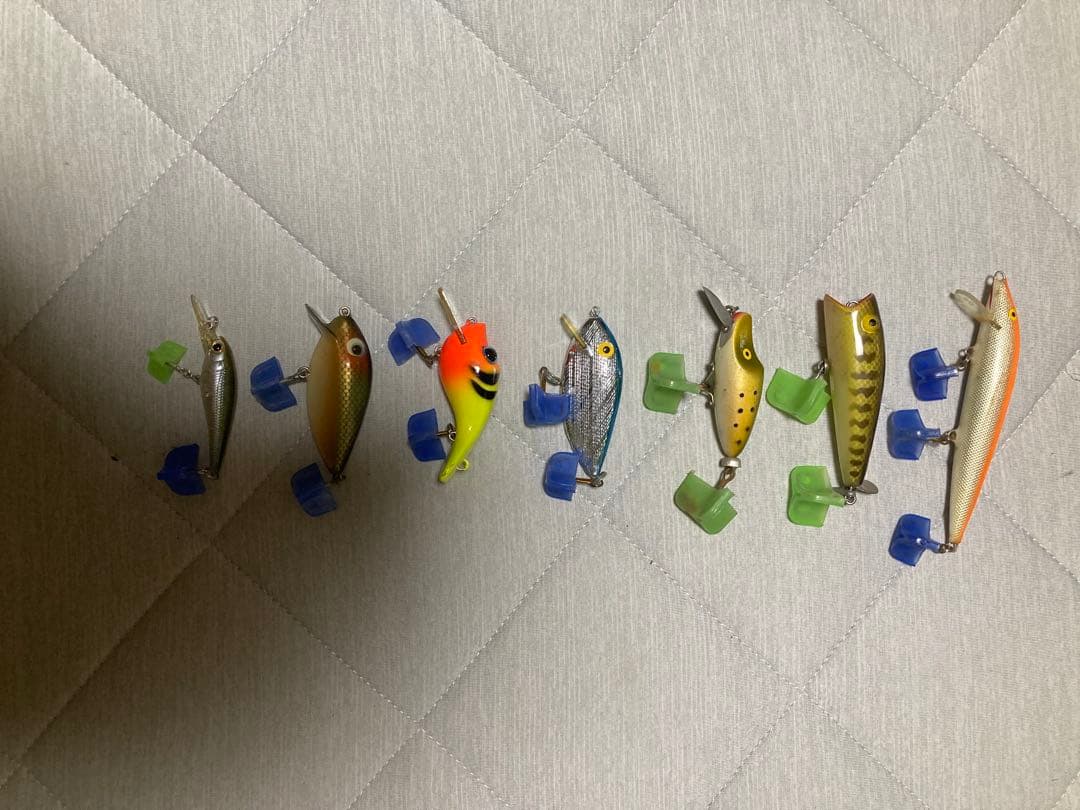 ルアー22個スプーン7個リールshimano magcast付方位磁石　温度計付