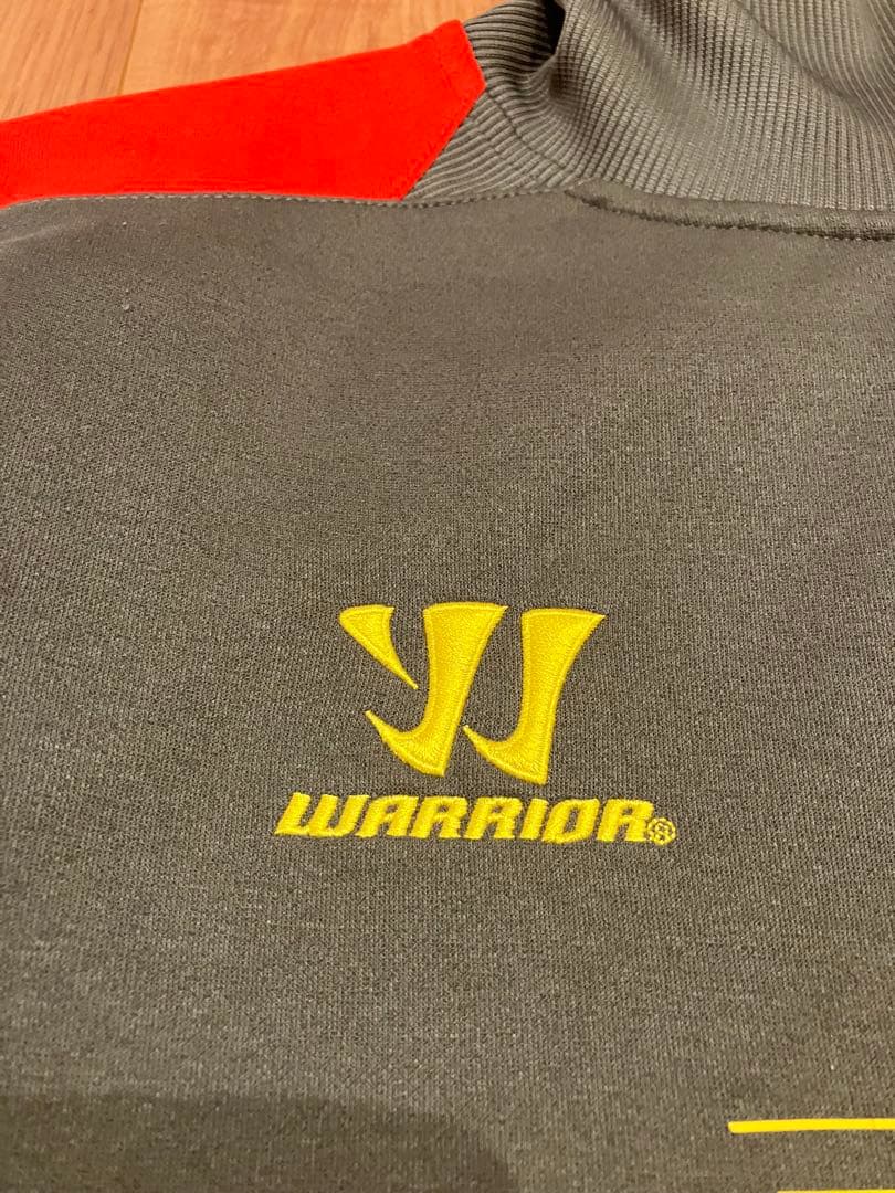 リバプールFC Warrior製 ガルーダロゴ トレーニングトップ