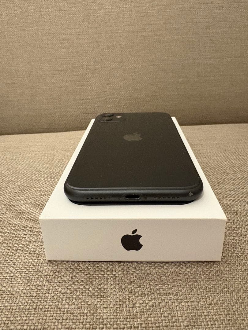iPhone 11 本体 128GB ブラック 箱付き