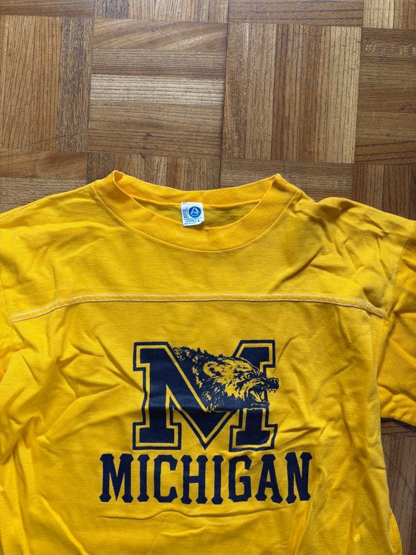 MICHIGAN フットボールシャツ