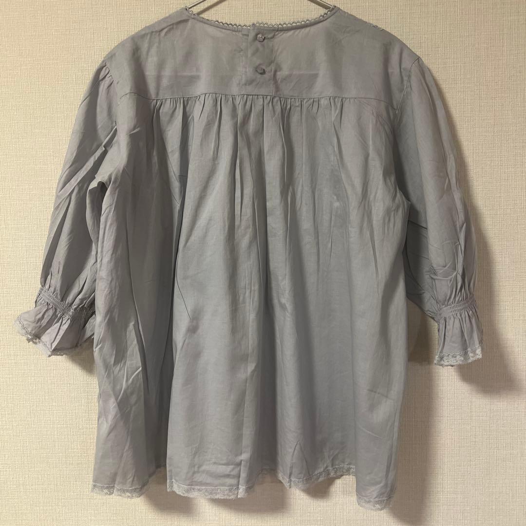 【美品】フランス製レース使いブラウス