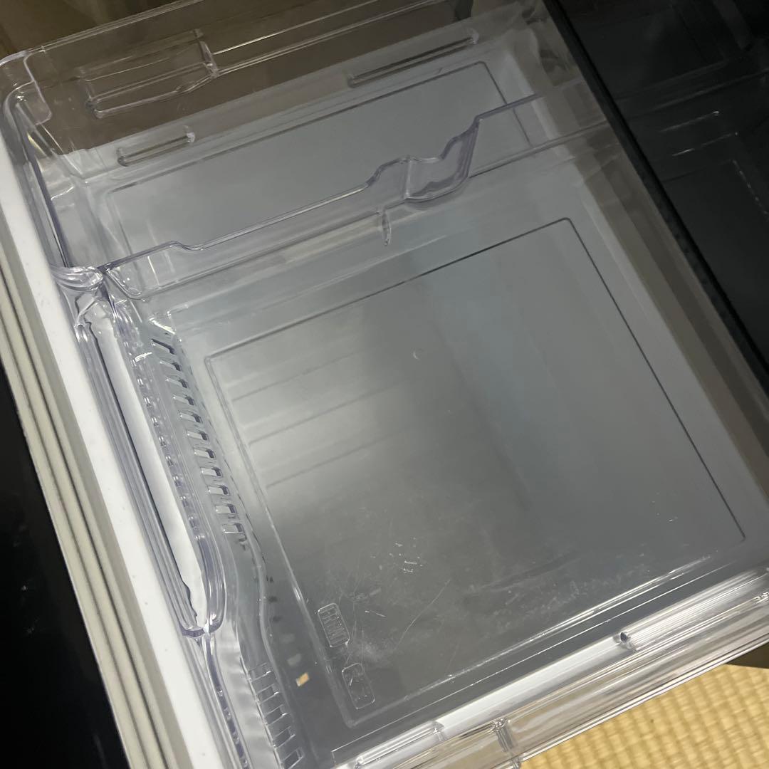 【美品】・三菱　ノンフロン冷凍冷蔵庫　　　 MR-P15ED-KK 2019年製