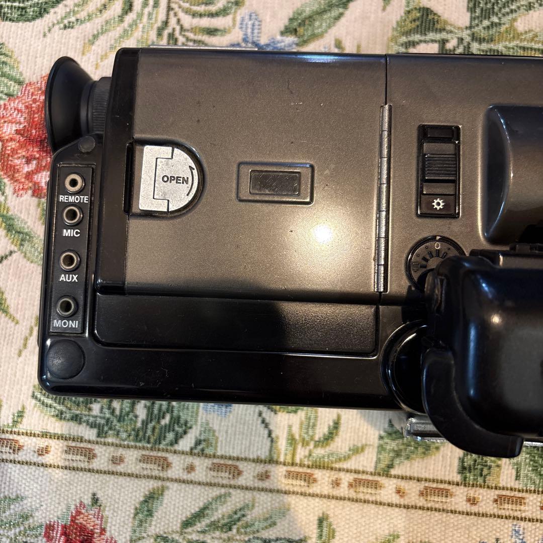 CANON 8mmシネカメラ 1014XL-S 電源オン