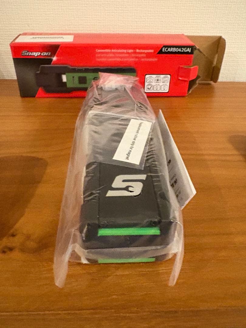 スナップオン　LEDワークライトECARBO42GAJ グリーン